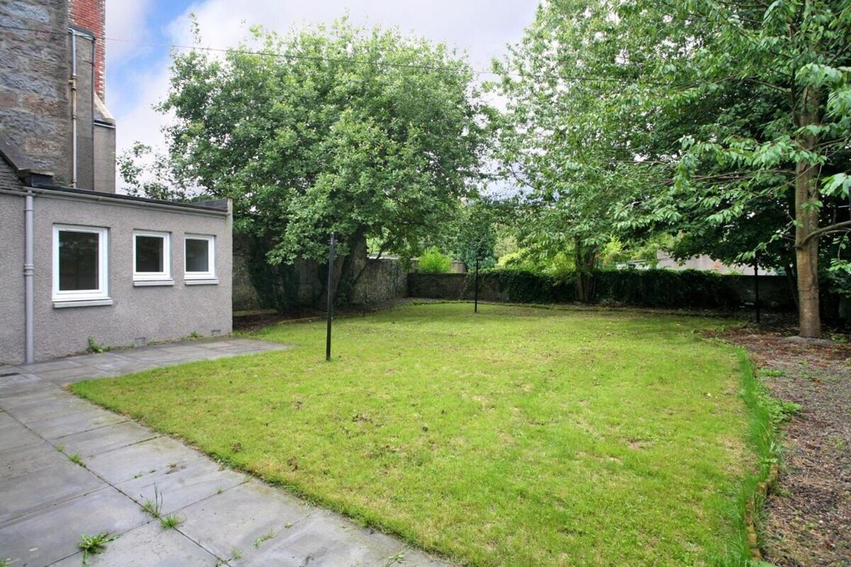 Springbank Apartment Aberdeen Eksteriør bilde